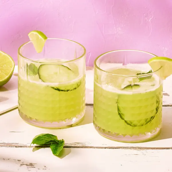 Basil Smash mit Gurke