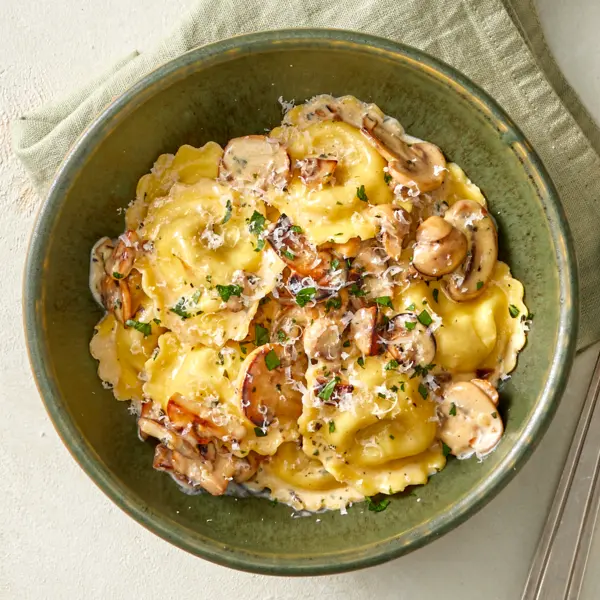 Ravioli mit Pilz-Soße