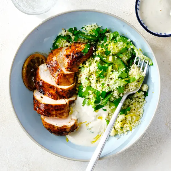 Zitronen-Hähnchen mit Couscous-Salat