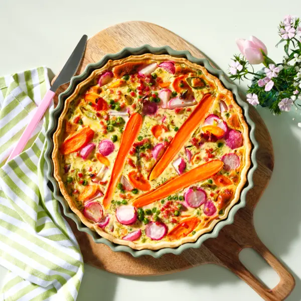 Osterquiche mit Möhren und Schinkenwürfel