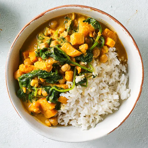 Gelbes Süßkartoffelcurry