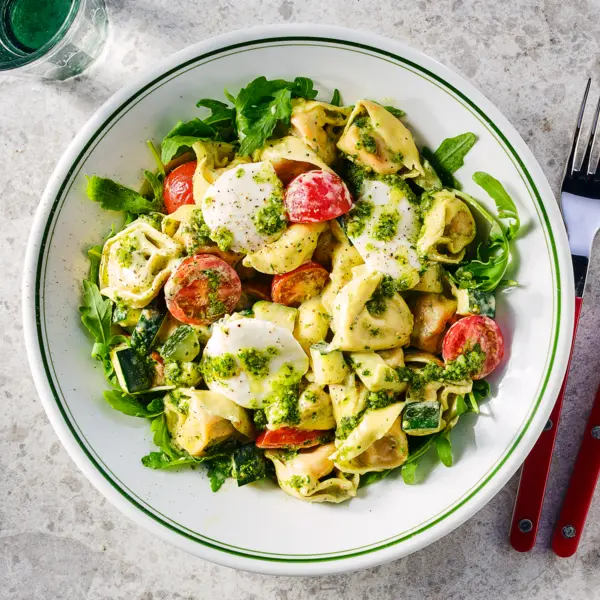 Caprese-Tortellini-Salat