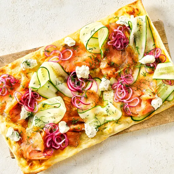 Flammkuchen mit Räucherlachs