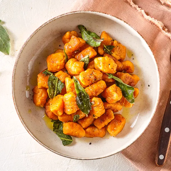 Süßkartoffelgnocchi in Salbeibutter