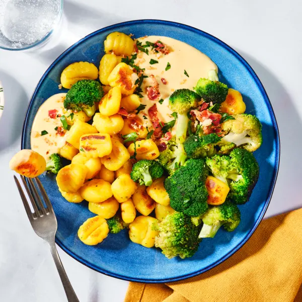 Gnocchi 'n' Cheese mit Bacon-Bröseln