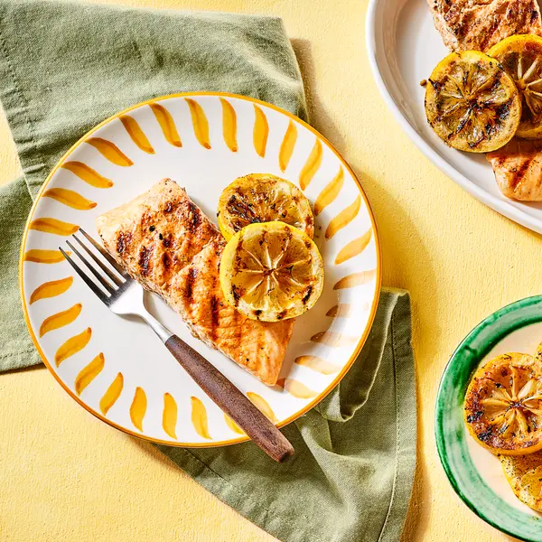 Marinierter Lachs vom Grill