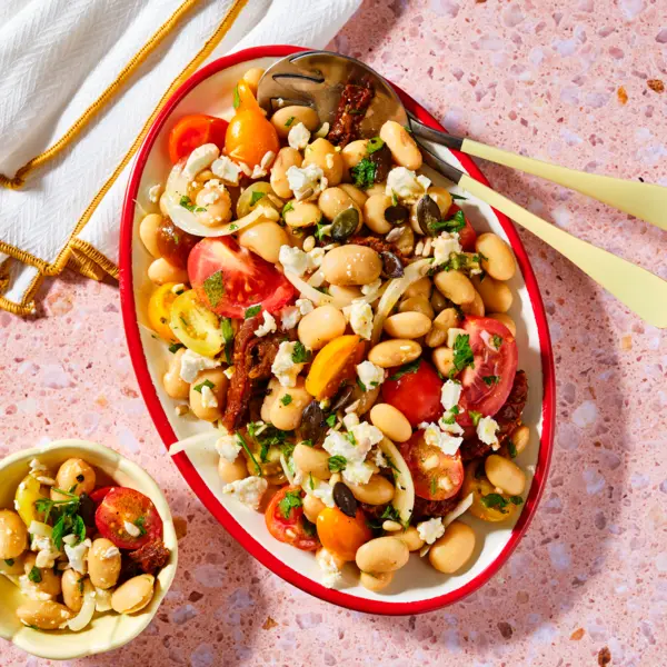 Mediterraner Bohnensalat mit Tomaten