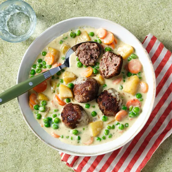 Wikinger-Eintopf mit Hackbällchen