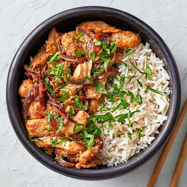 Hähnchen mit Zwiebeln