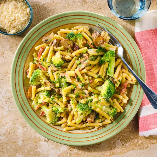 Maccheroni-Broccoli-Pfanne