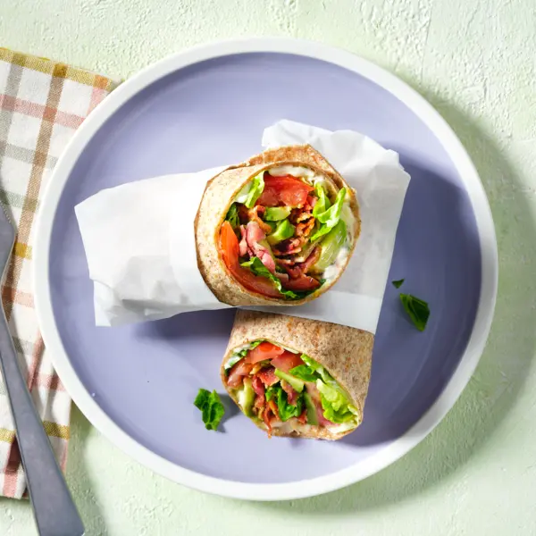 BLT-Wrap mit karamellisiertem Bacon