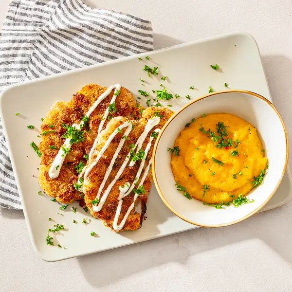 Blumenkohl-Schnitzel mit Polenta