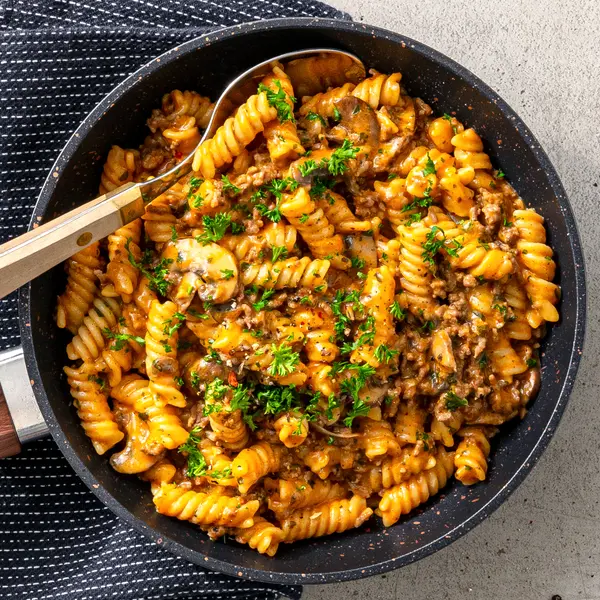 One-Pot-Pasta mit Champignons