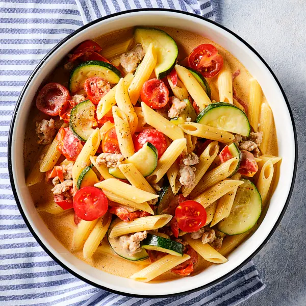 Penne mit Chorizo und Gorgonzola