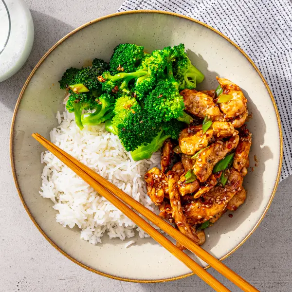 Chicken Teriyaki mit Joghurt-Minze-Drink