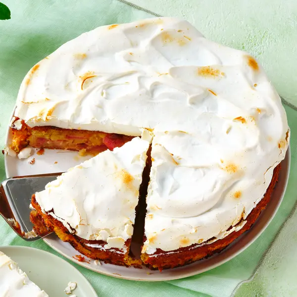Rhabarberkuchen mit Baiser
