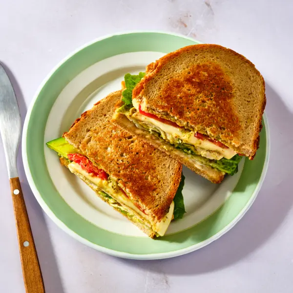 Pesto-Hähnchen Sandwich