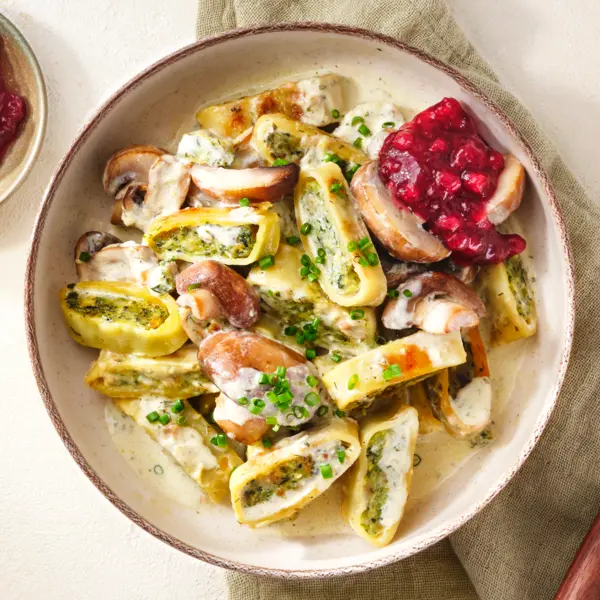 Cremige Maultaschen-Pfanne "Jäger-Art"