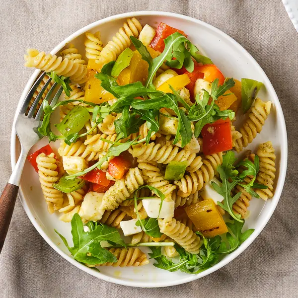 Pastasalat Mozzarella-Pesto