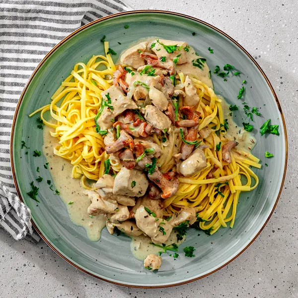 Putengeschnetzeltes mit Pasta