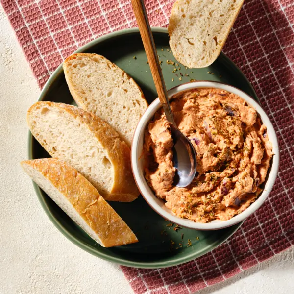 Pizza-Knoblauch-Dip mit Ciabatta