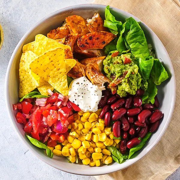 Mexikanische Nachobowl
