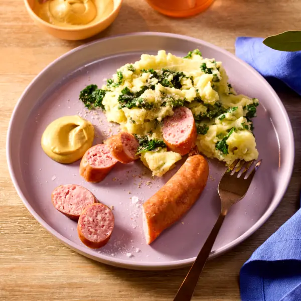 Grünkohl-Kartoffelstampf mit Mettwürstchen