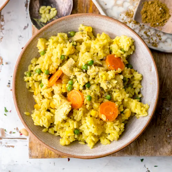Hähnchen-Curry-Reis