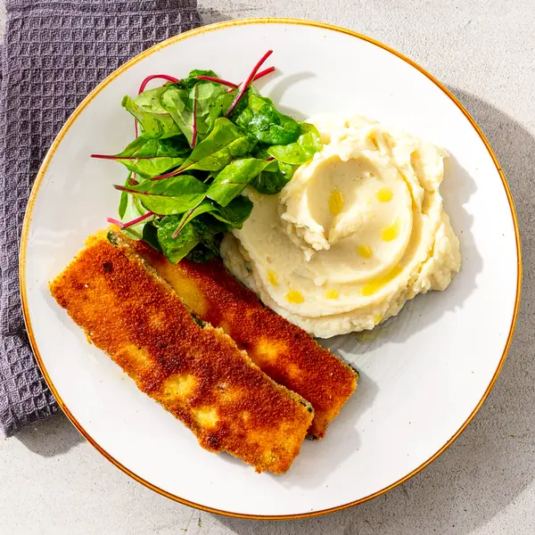 Zucchini-Schnitzel mit Kartoffelpüree