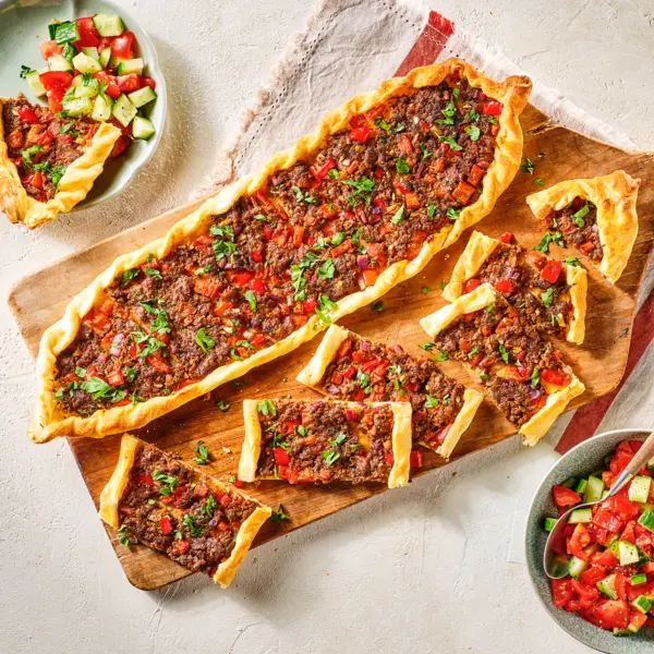 Einfache Pide mit Hackfleisch