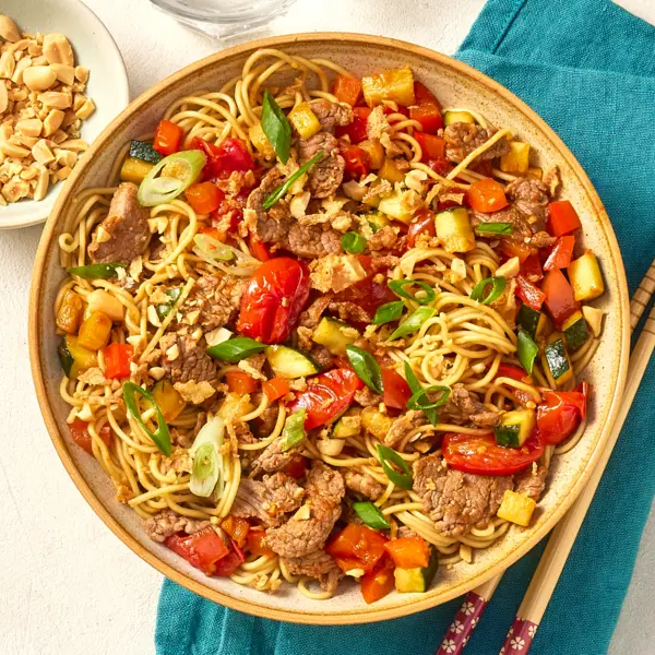 Rindfleischnudeln mit Gemüse