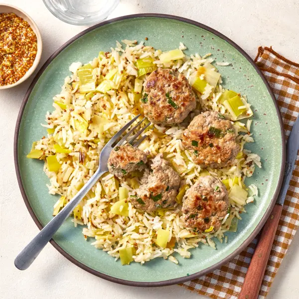 Fleischbällchen in Senf-Soße mit Reis