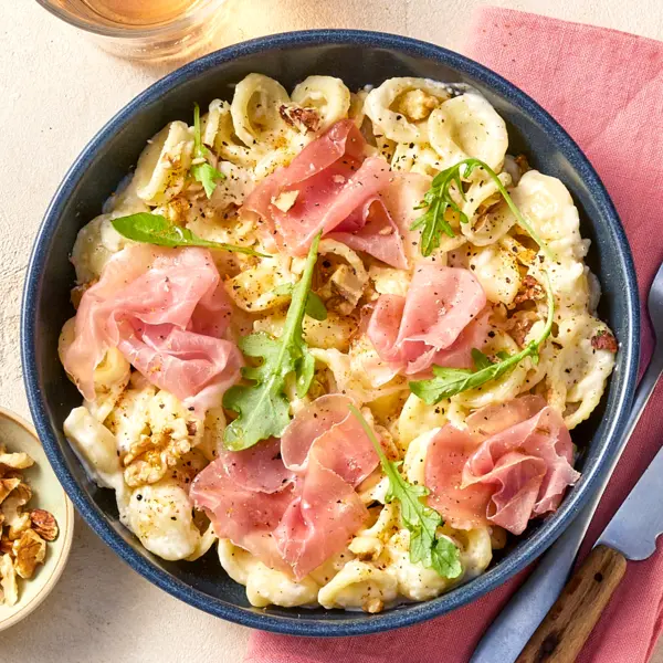 Orecchiette mit Schinken & Ziegenkäse-Honig-Soße