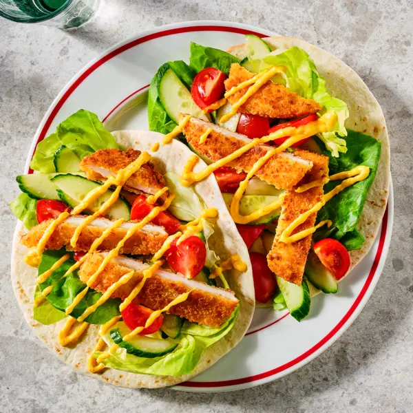 Hähnchenschnitzel-Wraps mit Mayonnaise