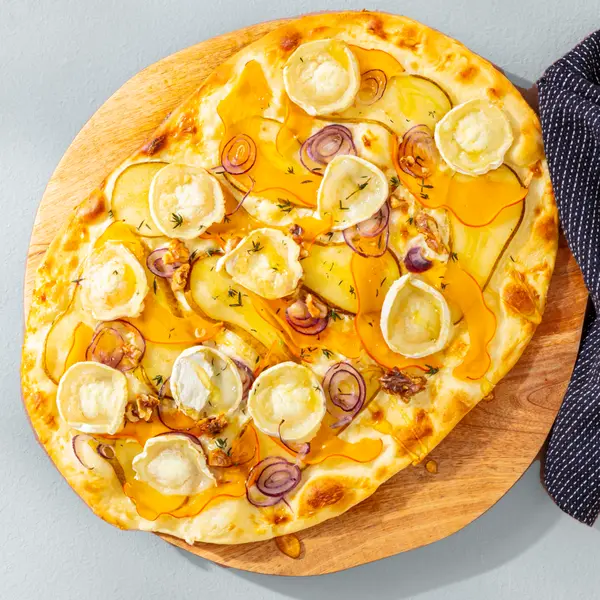 Flammkuchen mit Kürbis