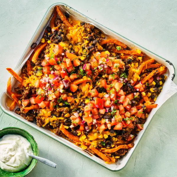 Süßkartoffelpommes im Tex-Mex-Stil