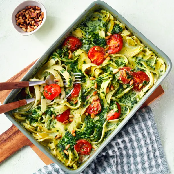 Ofenpasta Tomate-Mozzarella-Spinat