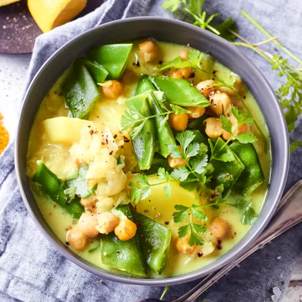 Kartoffel-Curry-Topf mit Kichererbsen