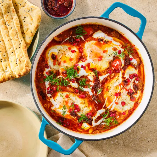 Shakshuka mit Harissa mit Hackbällchen