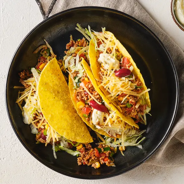 Knusprige Tacos mit Käse und Hackfleisch