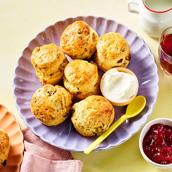 Scones mit Sultaninen