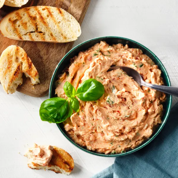 Mediterraner Dip zum Grillen
