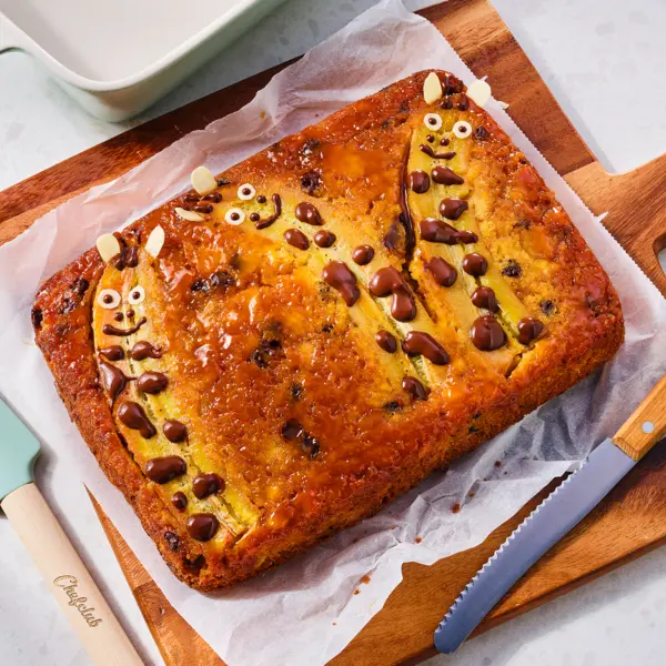 Gestürztes Giraffen-Bananenbrot mit Schokolade und Karamell