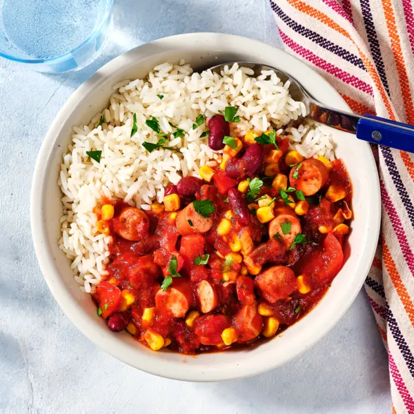 Würstchen-Chili mit Reis