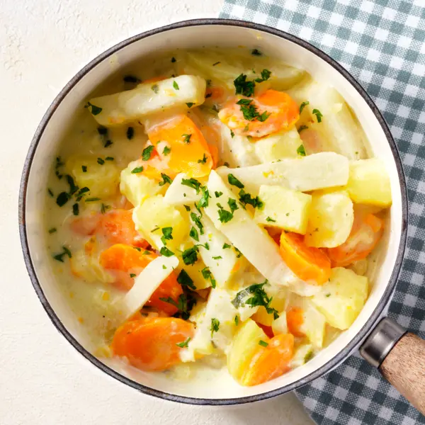 Cremiger Kartoffel-Kohlrabi-Topf