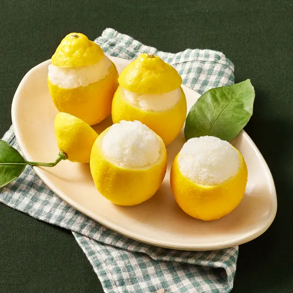 Hausgemachtes Zitronen-Sorbet