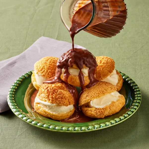 Profiteroles - französische Windbeutel