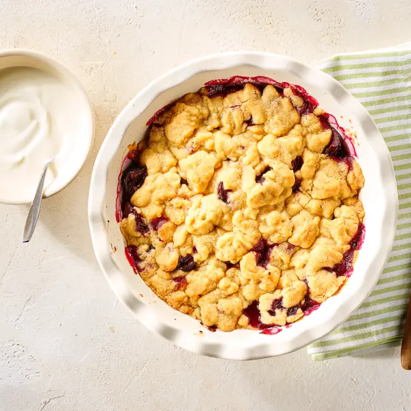 Kirsch Crumble mit Vanille Joghurt