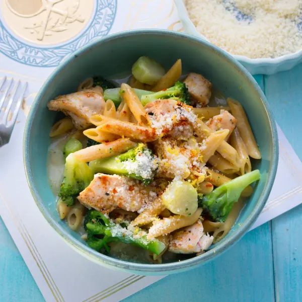 One-Pot-Pasta mit Zitronen-Hähnchen