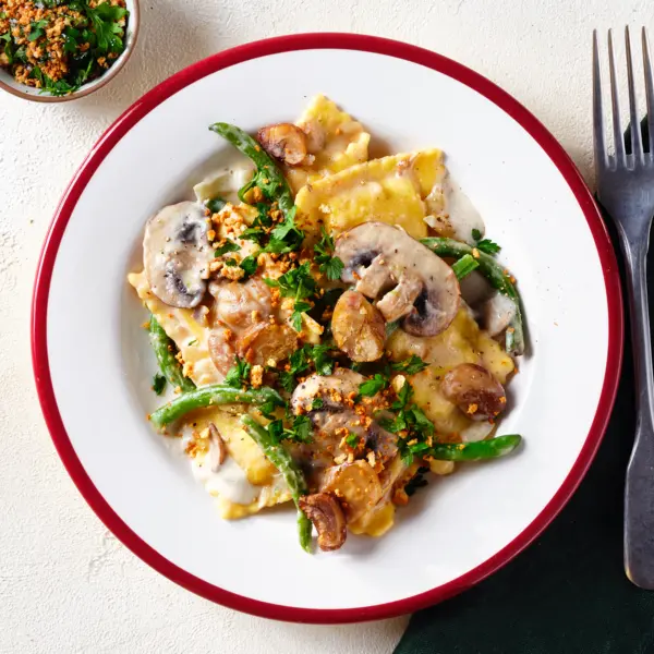 Pilz-Ravioli mit Maronen und Gremolata